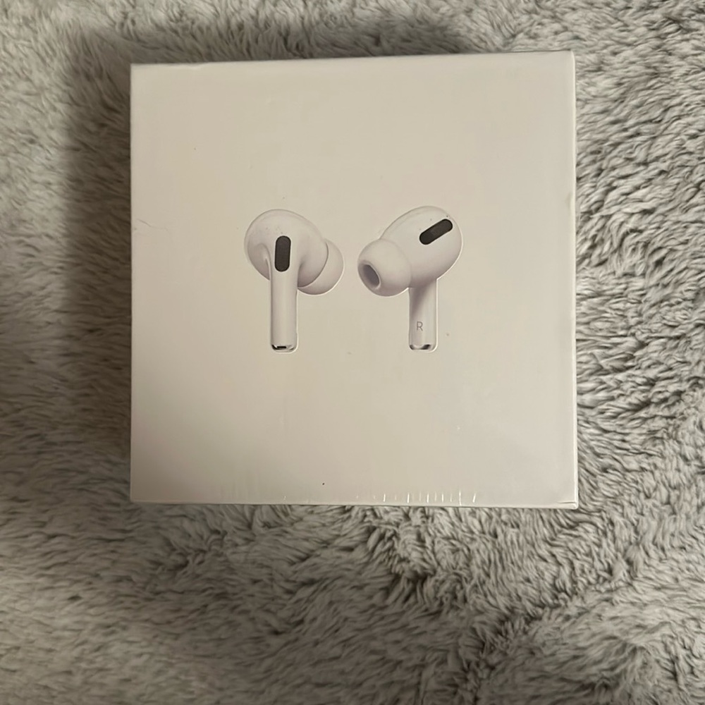 AirPods